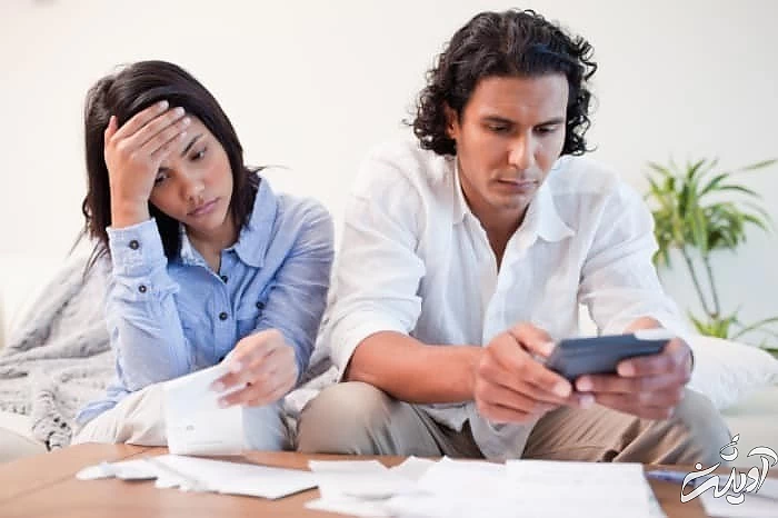اختلاف بر سر مشکلات مالی استرس